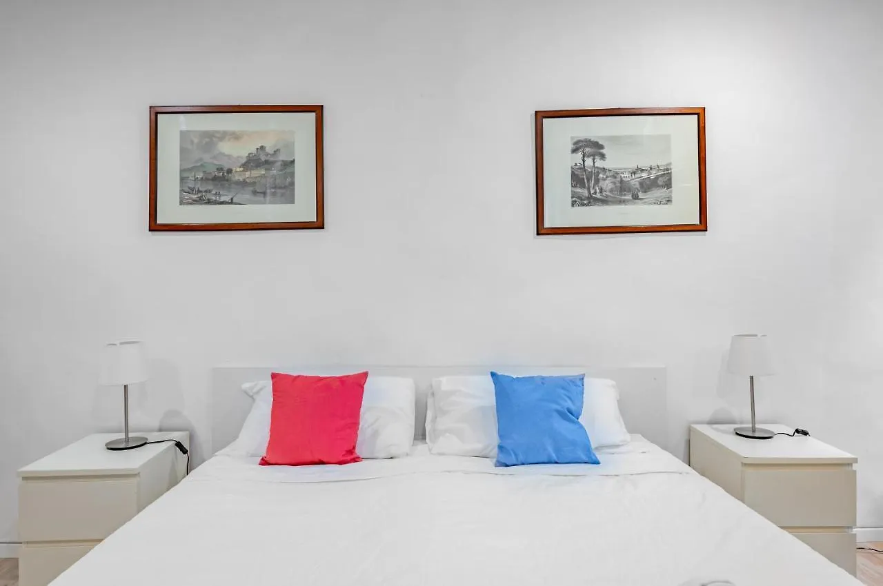 Sant'Ambrogio Central Apt: Your Florence Hideaway